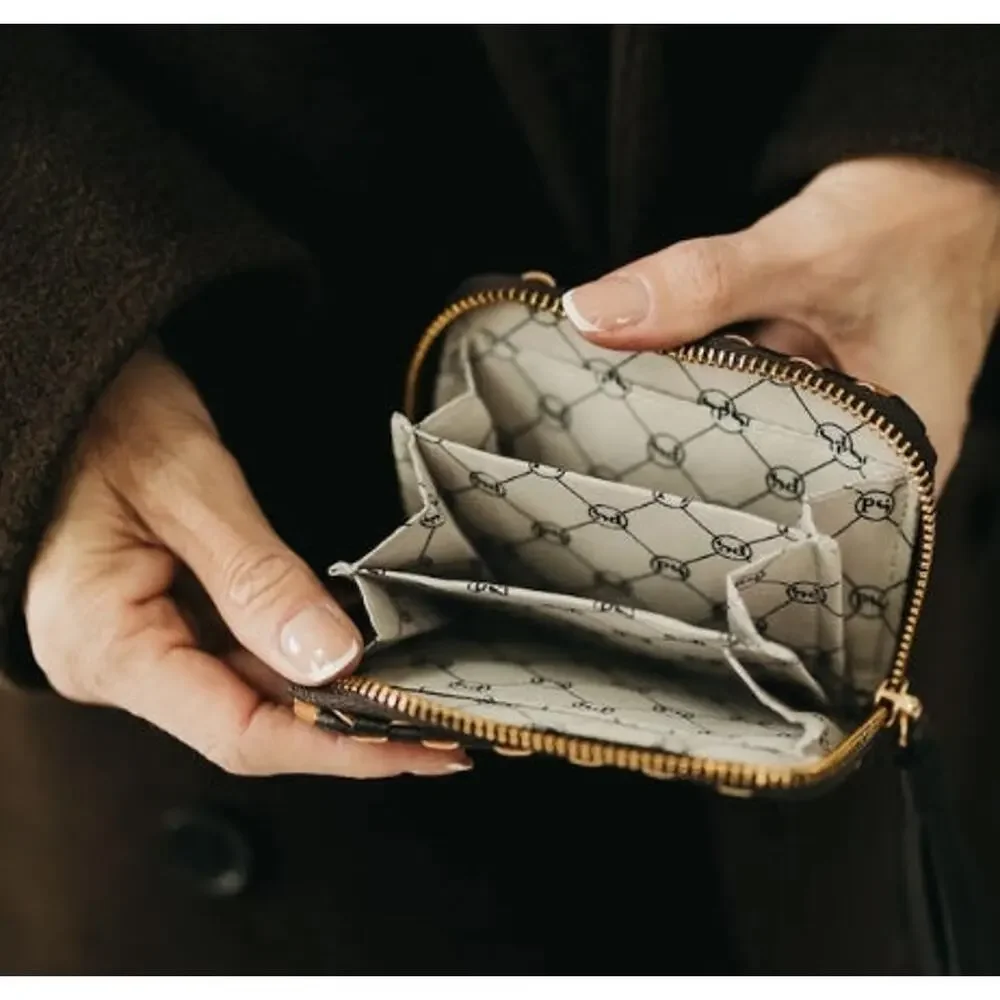 Wynona Woven Card Wallet – Dark Brown & Brown Coffee Check